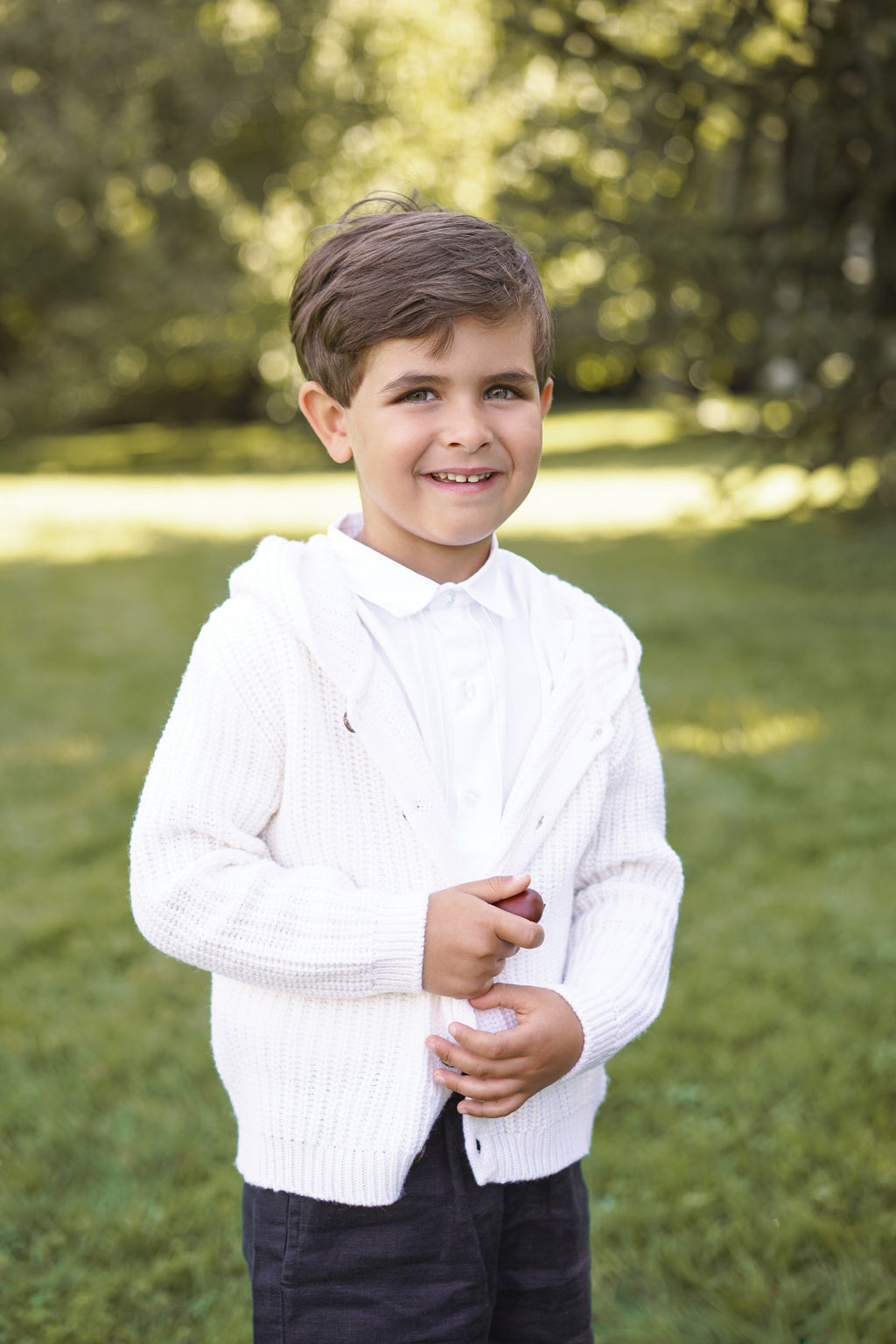 Children’s Hooded cardigan in Pure Ultrafine Merino Wool – Unisex