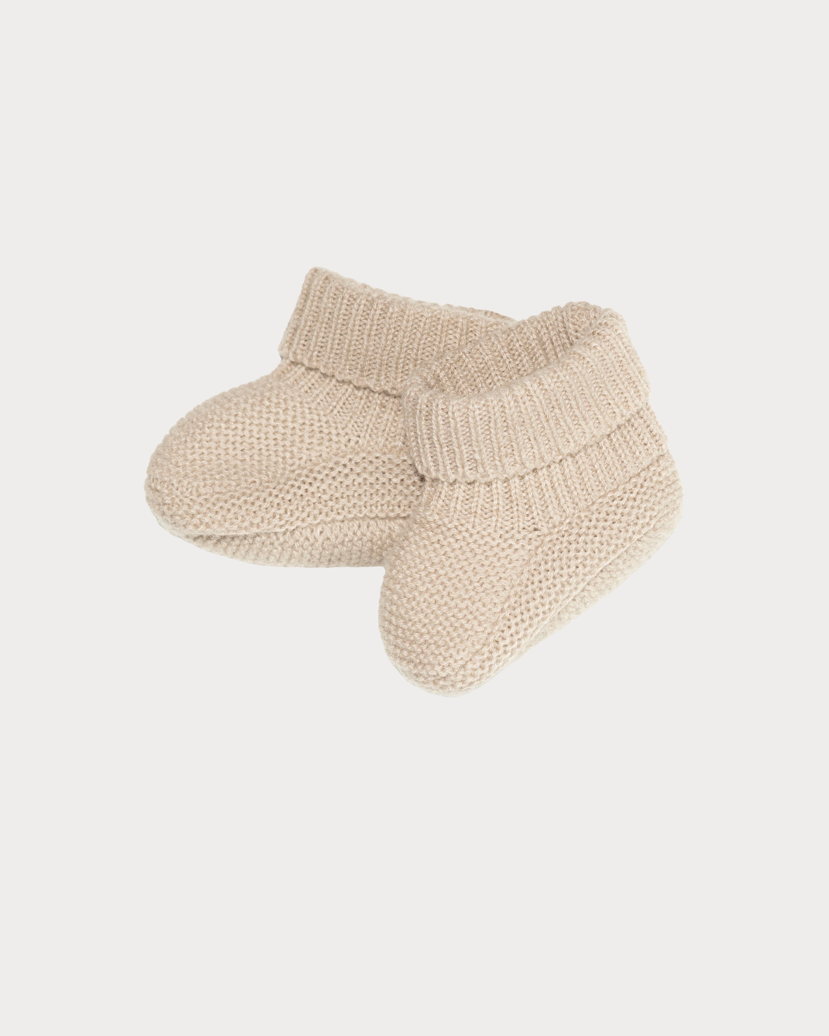 Baby mittens and shoes made of pure ultrafine merino wool